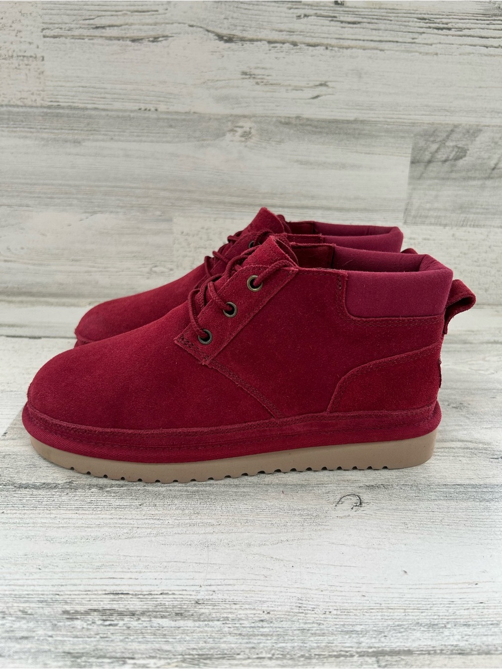 KOOLABURRA by UGG Advay Cranberry Red Suede Lace-Up Booties NEW 6